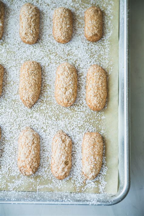 Spread half the cream cheese filling into the bottom of a 9x9 or 11x7 baking dish. Ladyfingers | Recipe | Italian recipes dessert, Italian desserts easy, Italian desserts