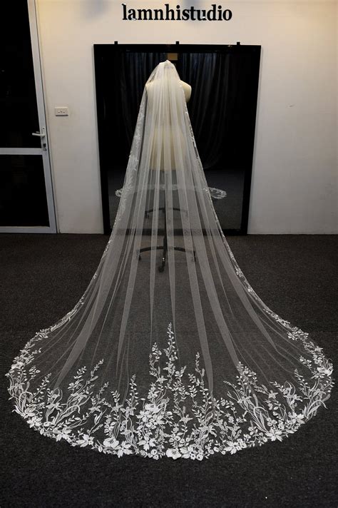 Ls92 Flower Leaf Lace Veil 1 Tier Veil Cathedral Etsy In 2020