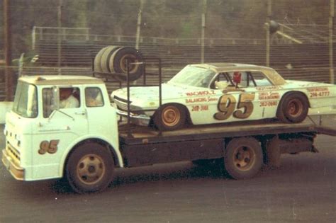 Pin By Jay Garvey On Haulers With History Old Race Cars Classic