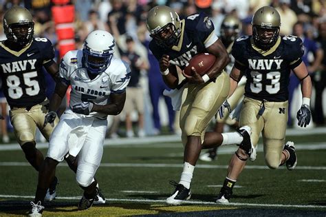 Governance about continental representation committees corporate documents football operations allied organisations. なぜアメリカでアメフトはこんなに人気なの？NFLが超熱狂する理由 | 日本国籍捨てた夫と私のアメリカぶっとび生活