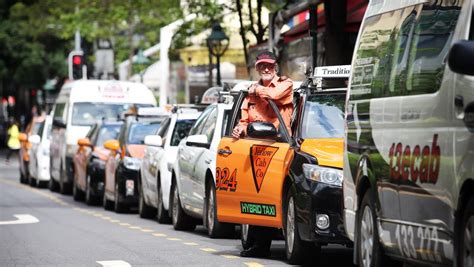 Queensland Taxi Licence Owners Fear Price Drop As Uber Gains Traction