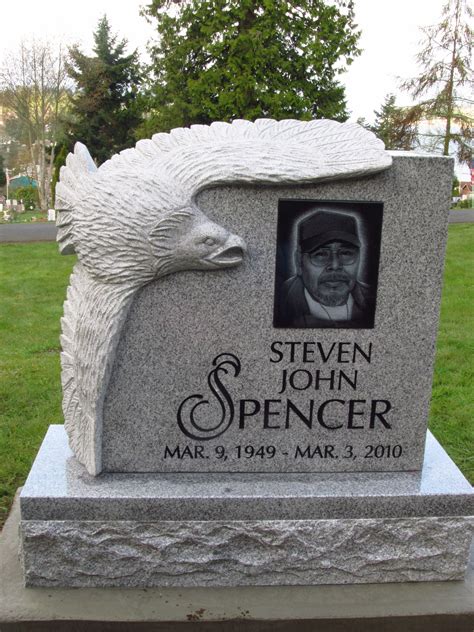 Custom Grave Markers And Monuments Headstone Design Engraving