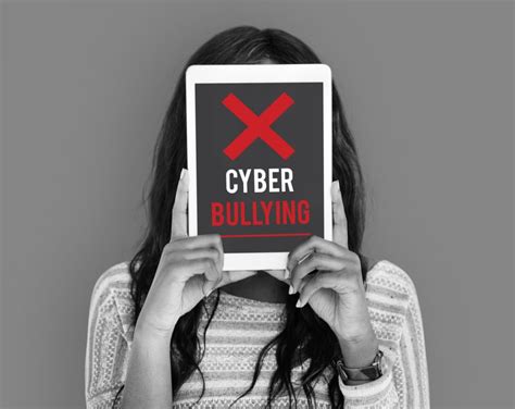 Precautions That Parents Should Take To Prevent Cyberbullying