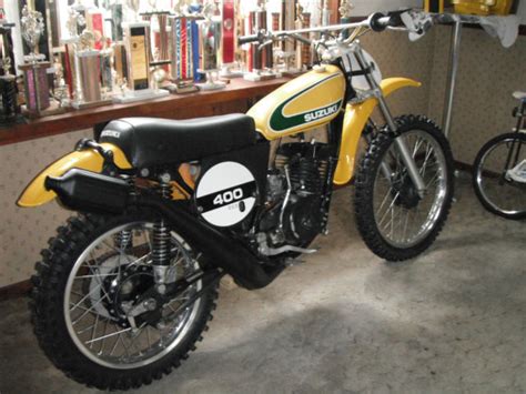 I'm hift, i make youtube videos and stream on twitch!. SUZUKI TM400 CYCLONE - 1974 - VINTAGE AHRMA RACING