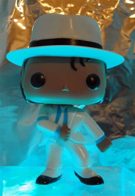 Review Pop Vinyl Michael Jackson Smooth Criminal