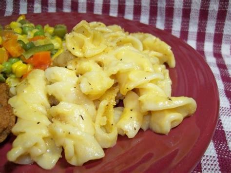 This is the macaroni and cheese recipe i grew up on — creamy sauce, chewy pasta, and plenty of cheese. Campbell's Macaroni and Cheese | Recipe | Macaroni n ...