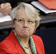 Ex-Ministerin: Annette Schavan gibt ihre Professur an der FU auf - WELT