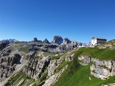 Italy Eastern Dolomites Hut To Hut Hiking Bigtime Aventura