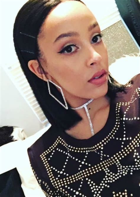 How much does doja cat weigh? Doja Cat Height, Weight, Age, Body Statistics - Healthy Celeb