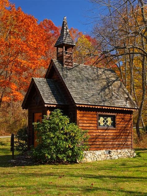 Beautiful Quaint Chapel In Autumn Its Fall Yall Old Country
