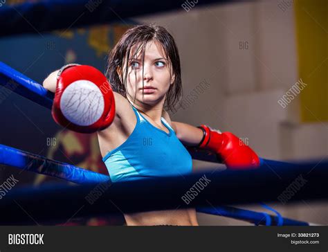 Girl Boxer Boxing Ring Professional Image And Photo Bigstock