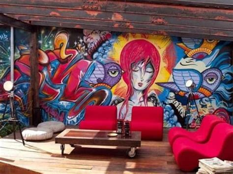25 Cool Graffiti Wall Interior Ideas