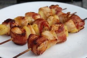 If you like crispy bacon, try frying the bacon before you grill it. Paleo pineapple bacon chicken kabobs | Yummy Goodness ...