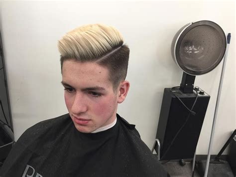 Bleached hair for guys has become a popular trend in 2020. 85 best platinum hair images on Pinterest | Platinum hair ...
