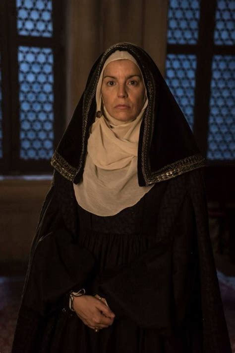 second daughter of isabel of castile and ferdinand of aragon queen of castile 映画の衣装 近世 中世