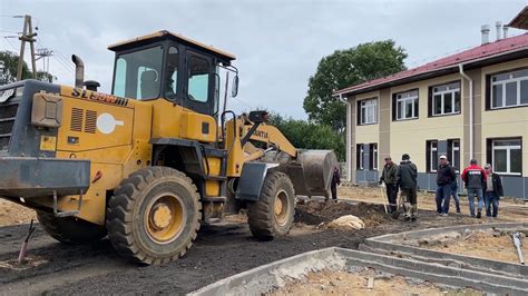 Территорию многострадальной школы в Бурятии начали благоустраивать