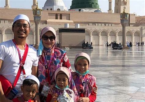 Dec 13, 2019 · kemana sahaja anda pergi pasti kisah rumahtangga dai farhan dan isteri barunya dibangkitkan sehinggakan ada pihak yang meminta agar berita mengenai mereka dikurangkan dari mendapat liputan. MYARTIS.COM | MYARTIS | MY | ARTIS: ISTERI LAN DEDAH SIKAP ...