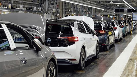 Vw Zwickau Plant Video Shows What All Legacy Automaker Factories May