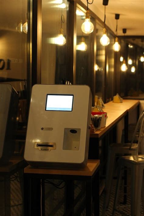 The easiest way to buy and sell bitcoins in warsaw. Bitcoin ATM in Warsaw - Bobby Burger