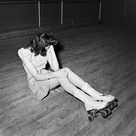 By Nina Leen 1940s Roller Skating Roller Girl Vintage Photography