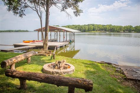 Each and every person who will be on the pontoon boat during the scheduled rental time must sign a waiver. Golden Getaway Lakefront w/ dock, Nashville, TN UPDATED ...
