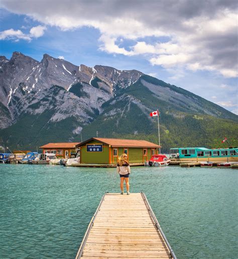 Lake Minnewanka • Detailed Guide To Visiting This Banff Lake
