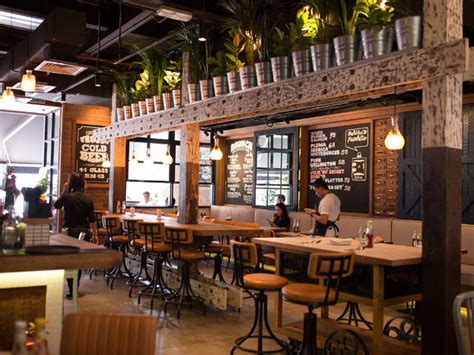 Plc pet lovers centre sdn bhd 3.0. S'Mores Tropicana City Mall | Restaurants in Damansara ...
