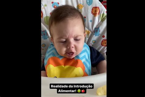 Vídeo Bebê de SC faz cara feia pra comer e viraliza com milhões de