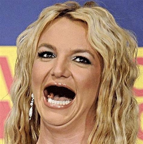 Lol Pictures Of Celebrities Without Teeth That Will Definitely Amuse You