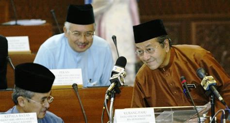 Beliau adalah seorang yang praktikal dan futuristik. Pertikaian Tiga Tokoh Politik Senior Malaysia Akan ...