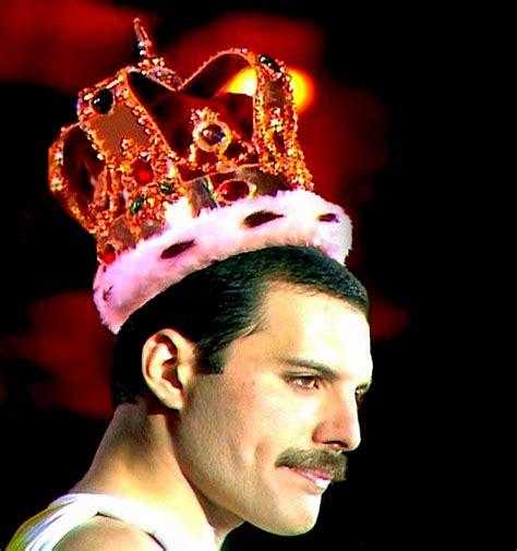 Freddie mercury was born on the tanzanian island of zanzibar. kanye vs freddy Archives - Erase Boredom for 1 Minute