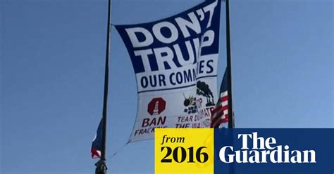 Anti Trump Activists Scale 60ft Flagpole To Hang Banner Video Us