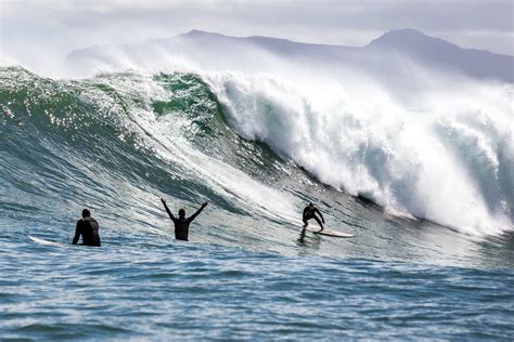 Watch Daring Rescue Of Surfer During Massive Swells In South Africa Sapeople Worldwide South