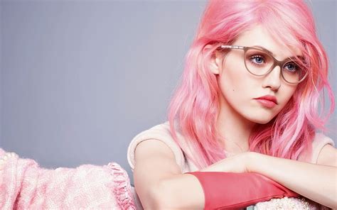 Hd Wallpaper Dyed Hair Women Women With Glasses Pink Hair Blue