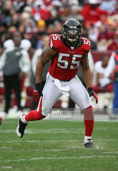 John Abraham Of The Atlanta Falcons Defends Against The Washington Picture Id72766339 707×1024