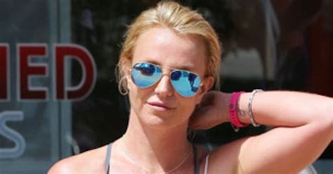Britney Spears Nipples Poke Through Her Shirt After Workout—hey Its