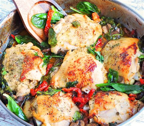 The flavors in this recipe are so bold and unique! One Pot Garlicky Tuscan Chicken & Spinach - Beautiful Eats ...