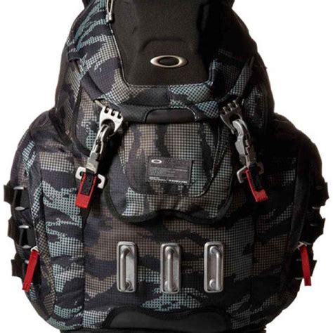 From working week to weekend getaway, the oakley kitchen sink backpack is ready for everything. Oakley Kitchen Sink Backpack | Backpack reviews, Backpacks ...