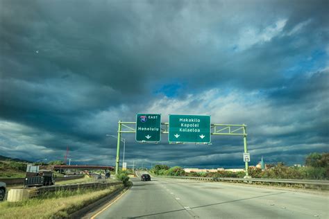 On The Highway1 Scene Of Hawaii By Wavees