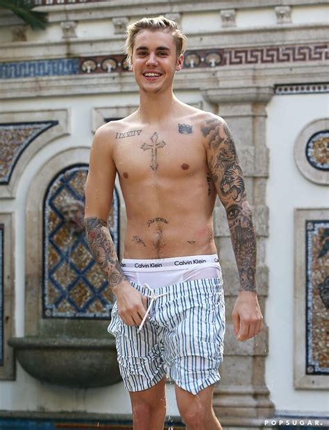 Justin Bieber Shirtless Pictures In Miami December 2015 Popsugar