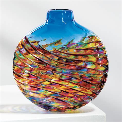 Optic Rib Flat Vase By Michael Trimpol And Monique Lajeunesse Art Glass Vase Artful Home