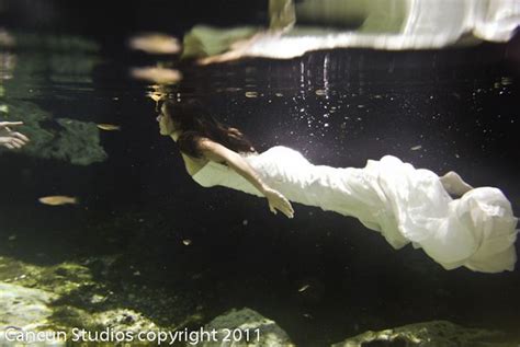 Bride Underwater Underwater Photography Blog Photography Photography