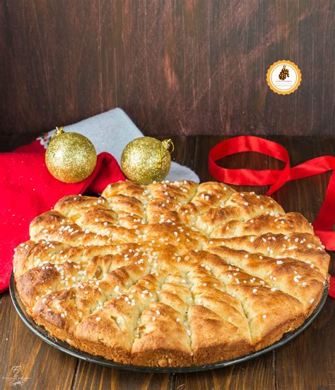 Maybe you would like to learn more about one of these? focaccia della befana | Focaccia, Cibo, Idee alimentari