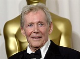 Peter O'Toole, star of "Lawrence of Arabia," passes away at 81 - CBS News
