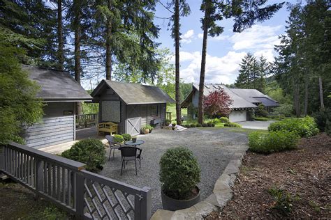 Ready For Rural Living Sophisticated Country House On Salt Spring
