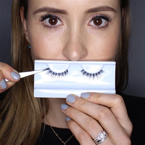 how to wear fake eyelashes for beginners step by step tutorial