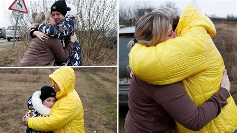 El Emotivo Reencuentro De Una Madre Y Sus Hijos En La Frontera De Ucrania