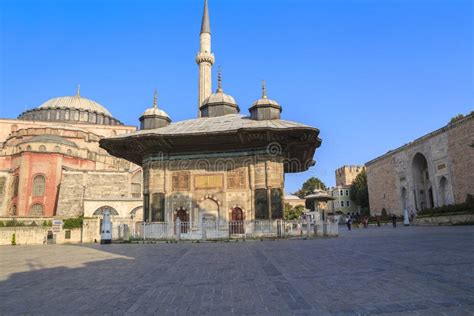Fuente De Sultan Ahmet Iii Estambul Imagen De Archivo Editorial Imagen De Urbano Turismo