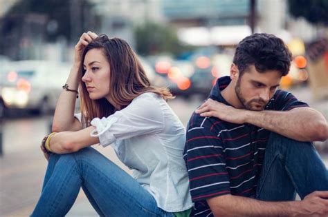 8 Different Types Of Hugs And What They Say About Your Relationship