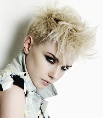 It's not the most common haircut among punk girls, but it isn't a problem, right? Punk Hairstyles Ideas for Girls|